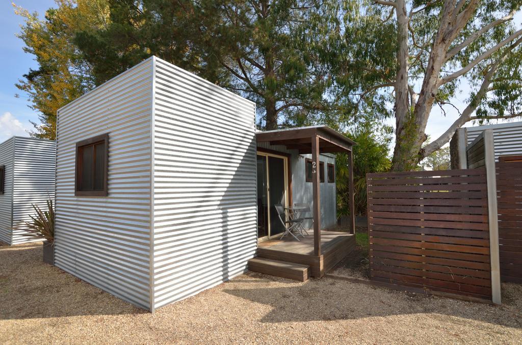 Myrtleford Motel On Alpine Exterior photo